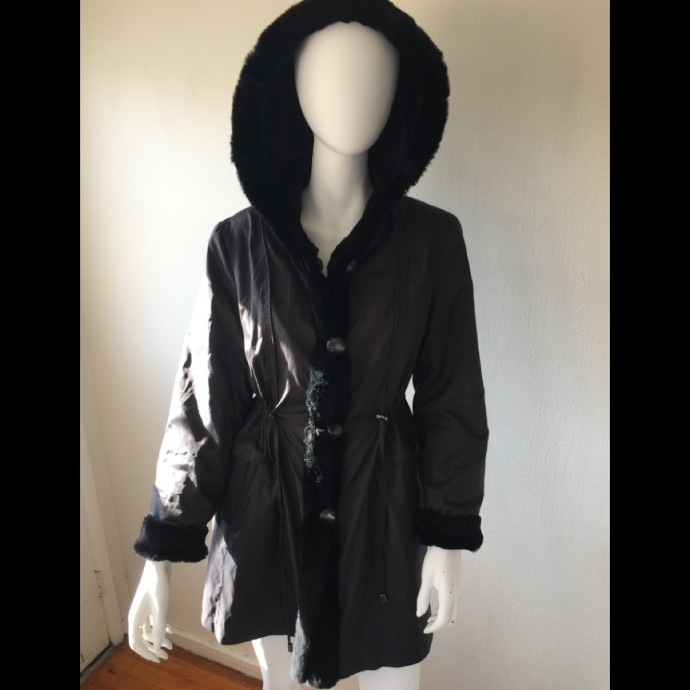 Like New Blue Duck black reversible fur jacket